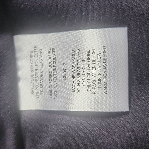 Fitted Floral Midi Dress - Picture 7 of 7